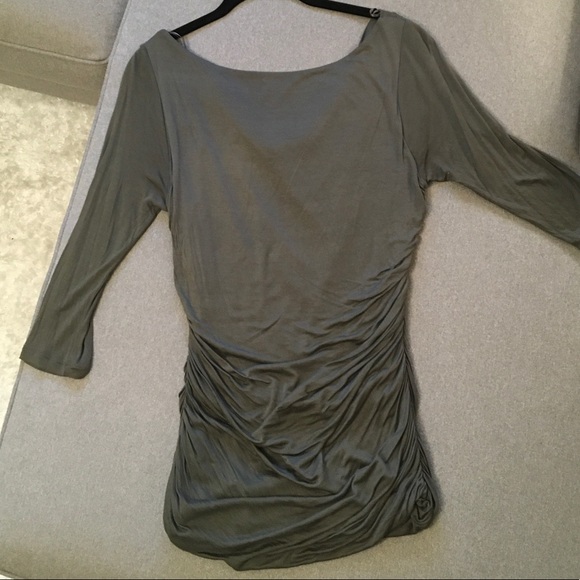H&M Ruched Top - Picture 2 of 5